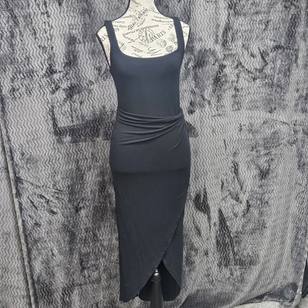 Wilfred Aritzia Saturn Wrap Midi Dress Sz M Stretchy Minimalist Luxury‎ Timeless